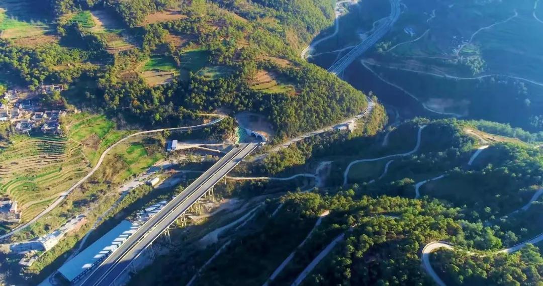 南澗彝族自治縣至景東彝族自治縣 高速公路 南澗彝族自治縣至景東彝族自治縣 高速公路